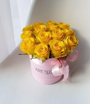 Gelbe-Rosen-in-rosaner-S-Box-1
