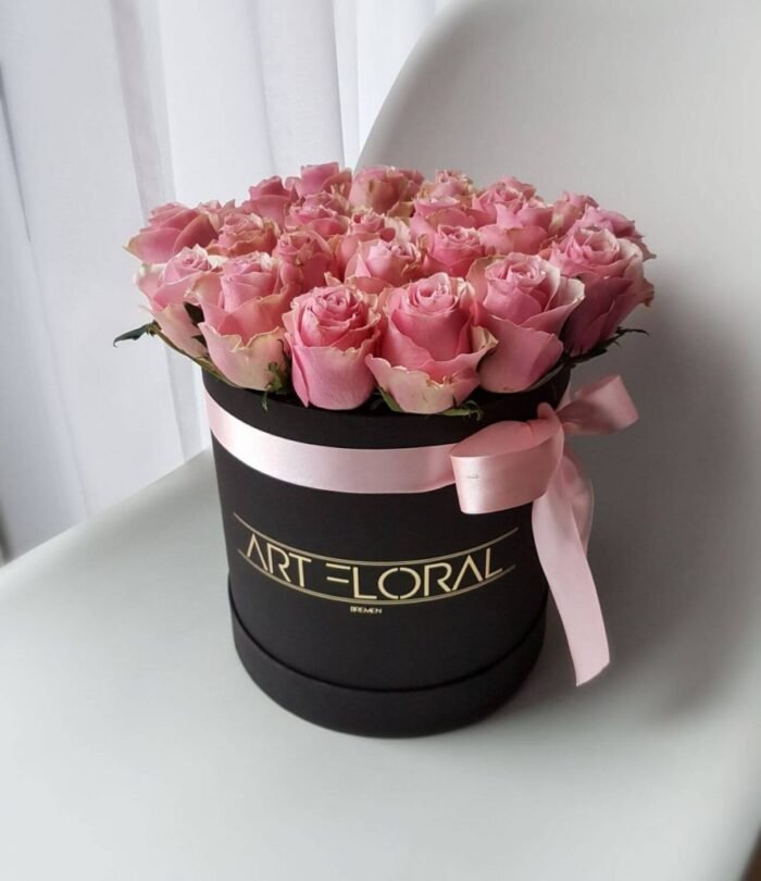 Blumenbox Rosa Rosen - M Box Schwarz