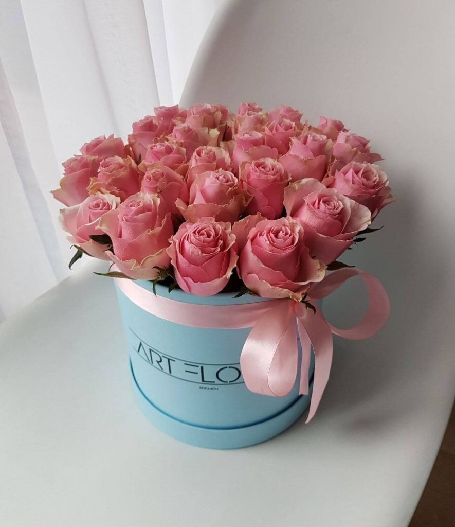 Blumenbox Rosa Rosen – M Box Blau