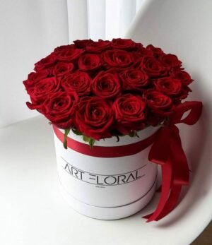 Blumenbox Rote Rosen - M Box Weiss