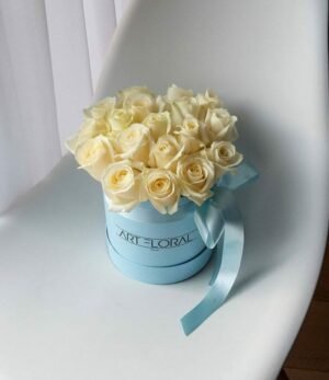 Blumenbox weiße Rosen