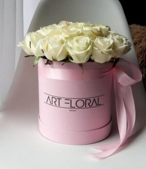 Blumenbox Weisse Rosen - M Box Rosa