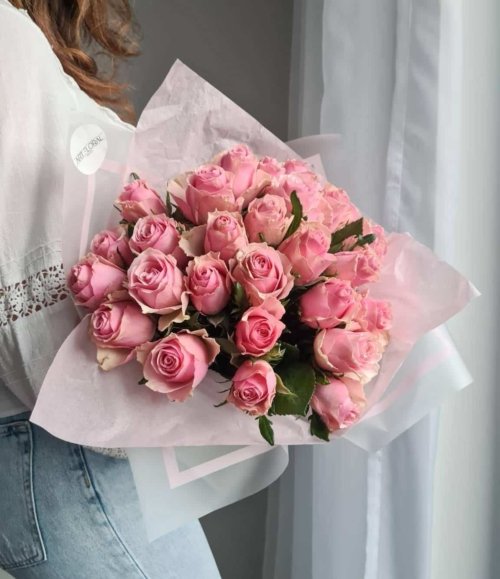 Romantischer Strauß mit 30 rosa Rosen als Liebesgeschenk