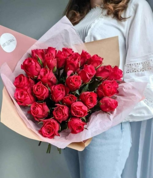 Eleganter Rosenstrauß aus dunkelrosa und roten Cherry Rosen – florales Geschenk von Art Floral