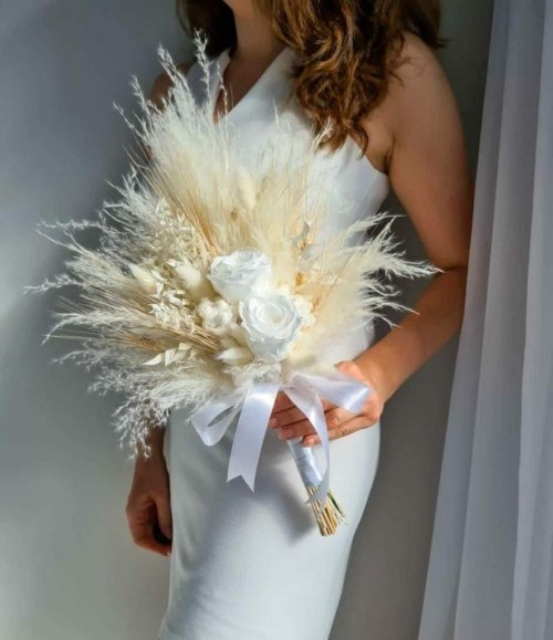 Brautstrauß „Fluffig“ komplett in Weiß