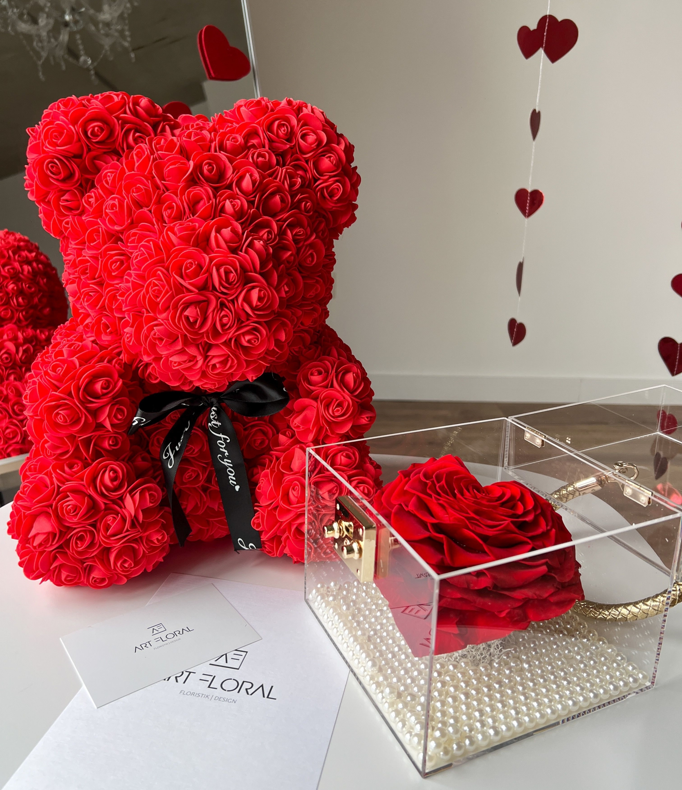 Geschenkset Ewige Rose im Acryl Cube & Rosenbär Rot