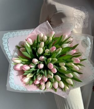 Blumenstrauß_Hellrosa_Tulpen_1