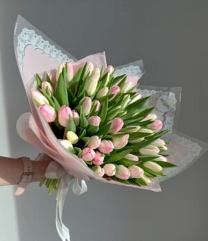 Blumenstrauß_Hellrosa_Tulpen_3