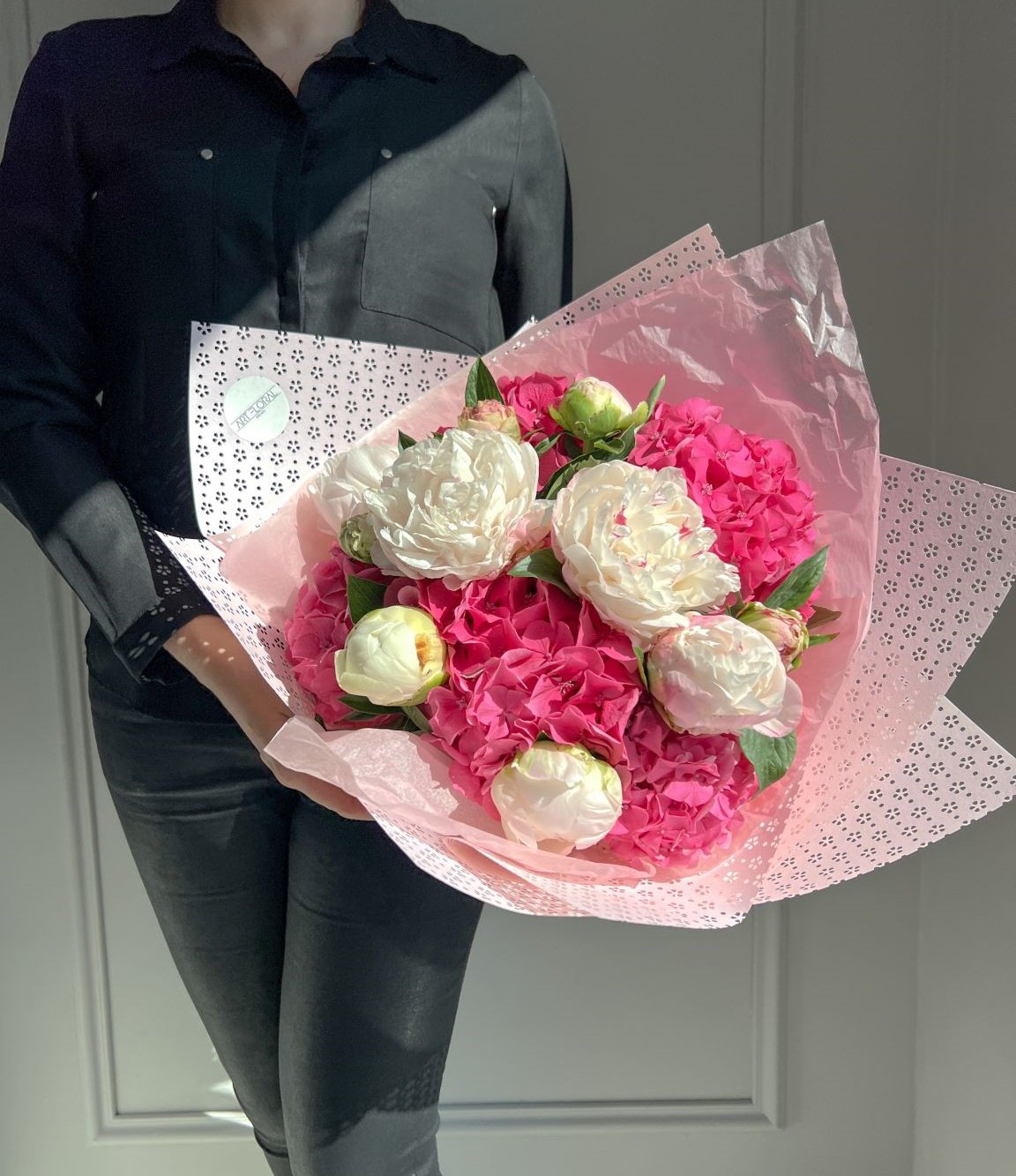 Blumenstrauß „Hortensien und Pfingstrosen“