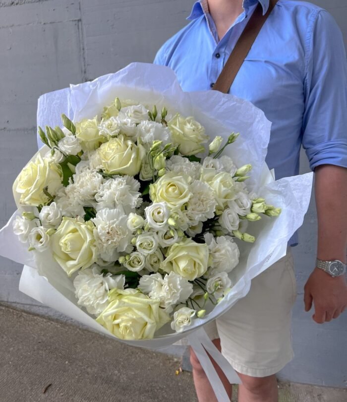 Blumenstrauß_Schneeweißer_Zauber_4