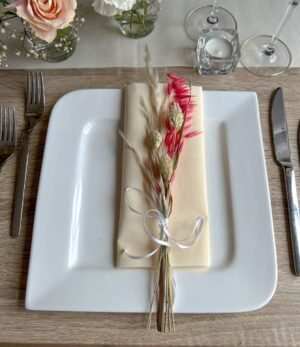 Gastgeschenk_Trockenblumenstrauß_Pink_1