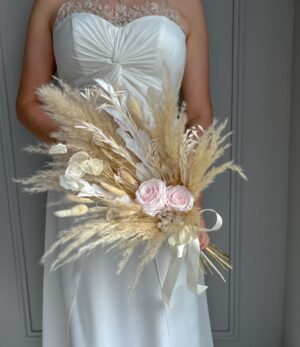 Trockenblumen_Brautstrauss_Rosige_Eleganz_4