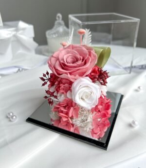 Ewige_rosa_Blume_in_Transparenter_Box_2