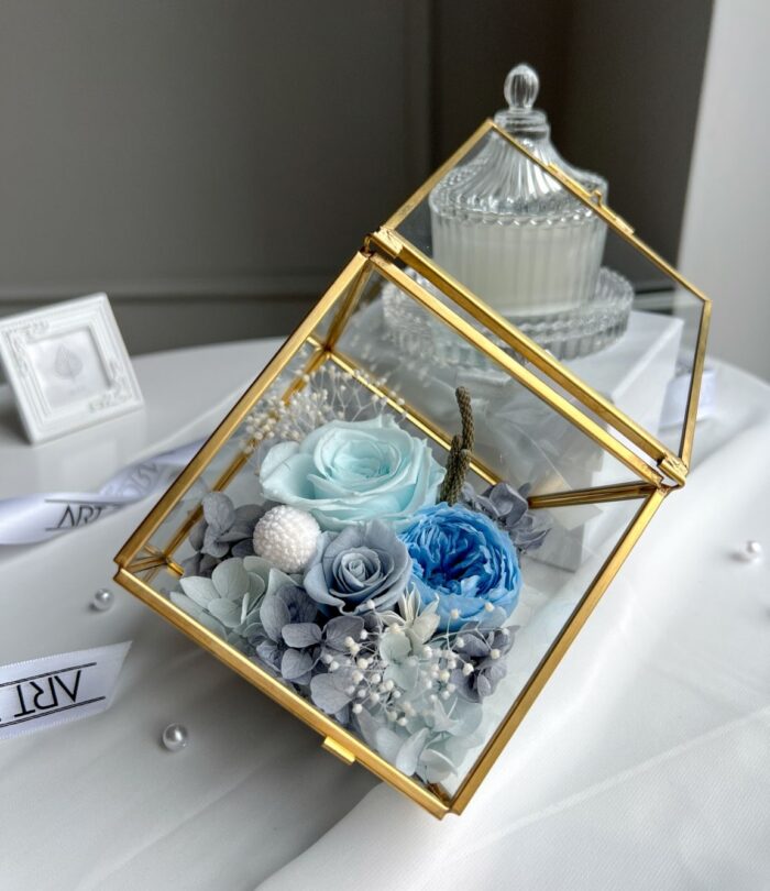 Würfel_Terrarium_blaue_Blumen_2