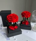 Ewige_rote_Rose_im_schwarzen_Acryltower_3