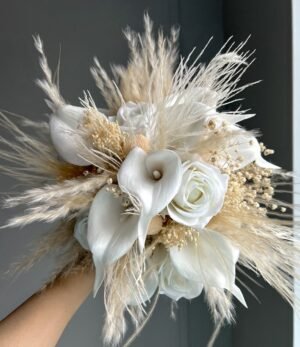 Kunstblumen_Brautstrauß_Callas_und_Pampas_2