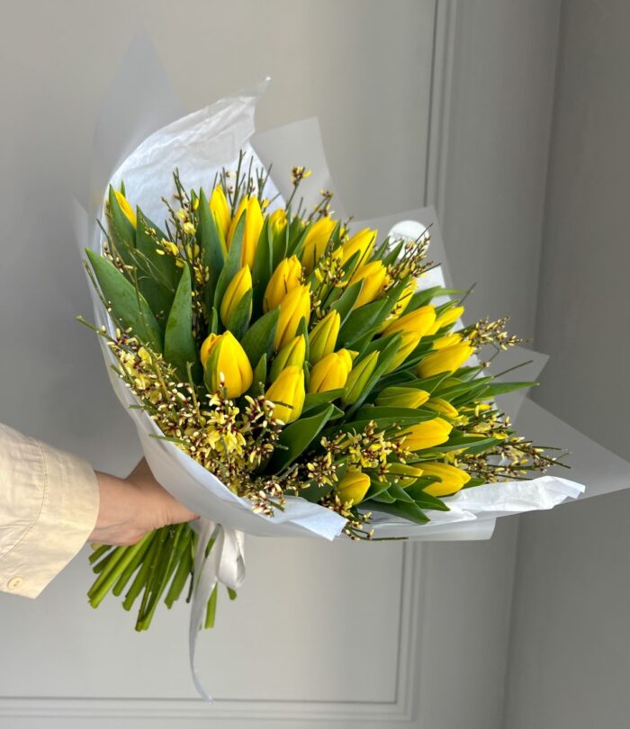 Blumenstrauß_Gelbe_Tulpen_2
