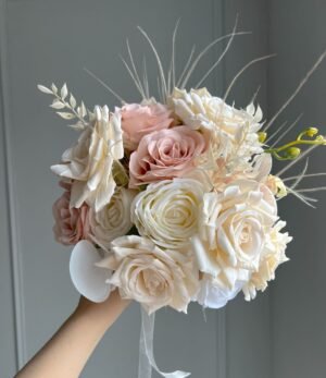 Kunstblumen_Brautstrauß_Rosen_und_Orchidee_2
