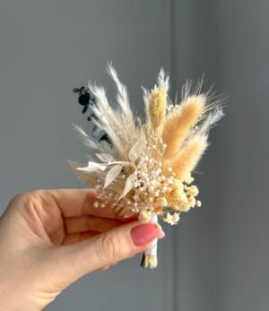 Bräutigam_Boutonniere_Eukalyptus_Beige_2
