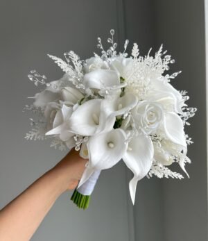 Kunstblumen_Brautstrauß_Strahlenweiß_ink_Boutonniere_1