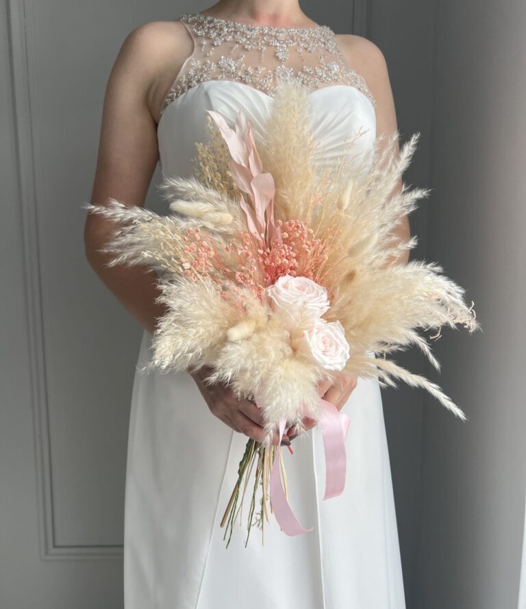 Trockenblumen_Brautstrauß_Blush_Pampas_10