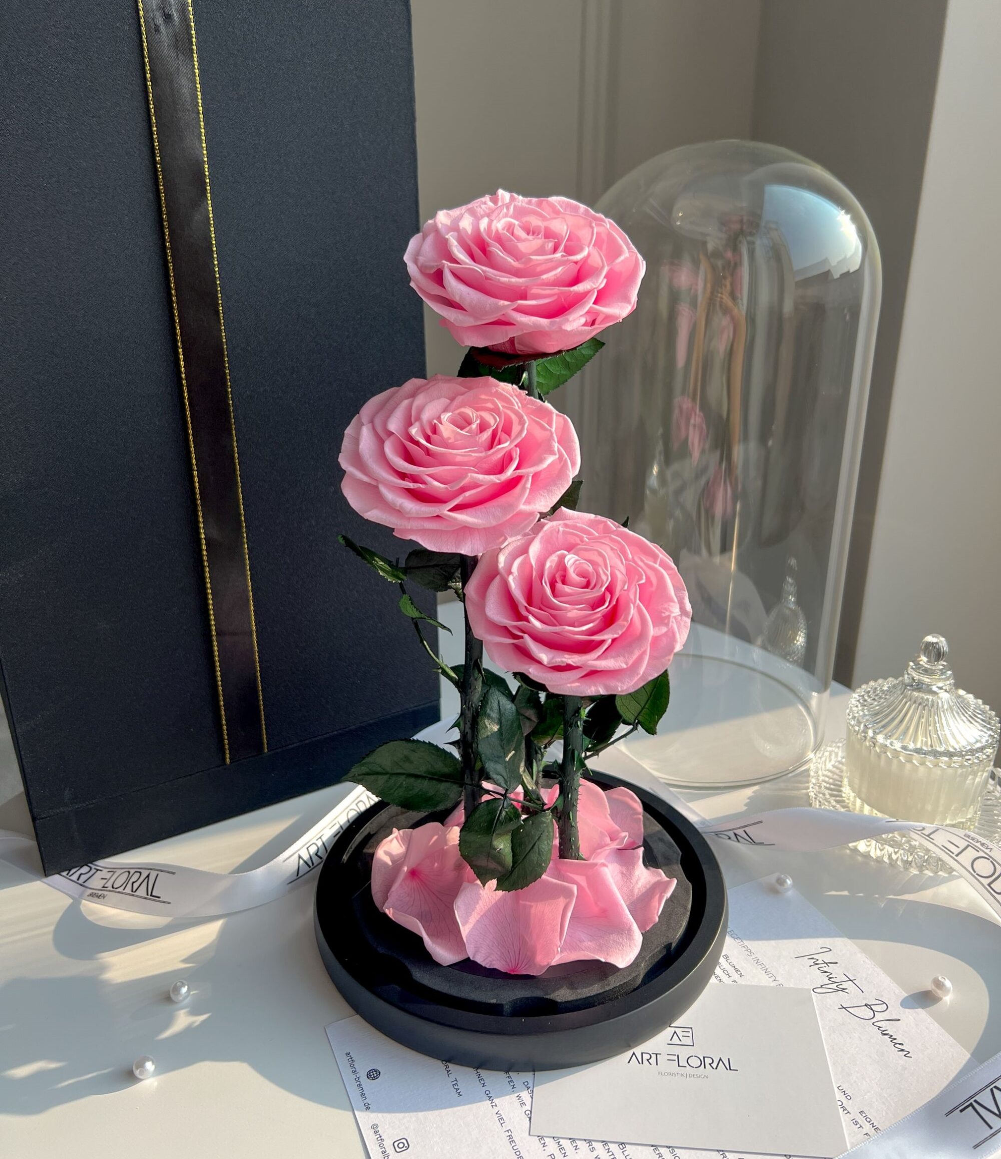 Premium_ewige_rosa_Rosen_im_Glas_3
