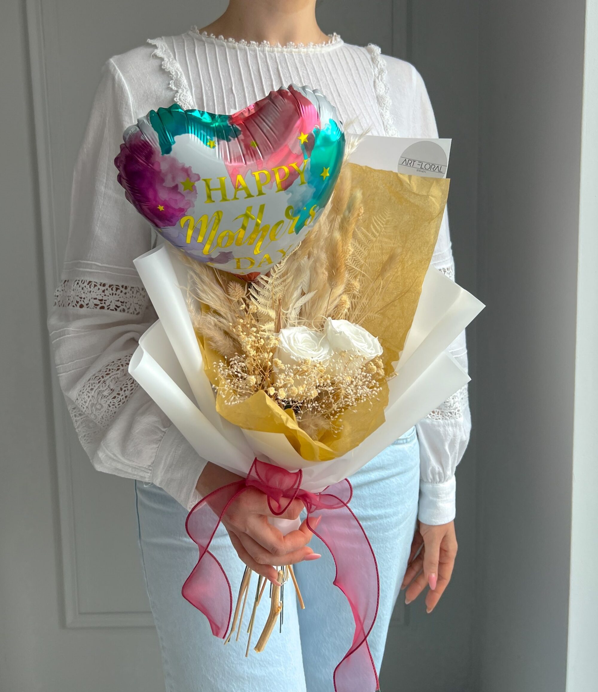 Trockenblumenstrauß mit Infinity Rosen Muttertag