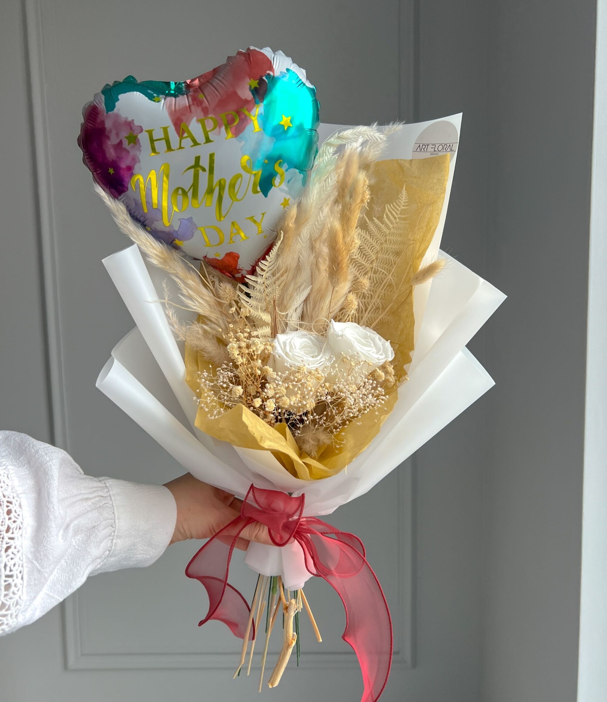 Trockenblumenstrauß mit Infinity Rosen Muttertag