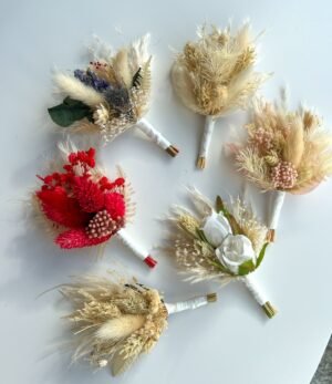 Handgemachte Kunstblumen Boutonniere mit Rosen für Bräutigam