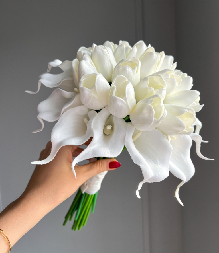 Kunstblumen Brautstrauß Tulpen & Calla Rund aus künstlichen Blumen