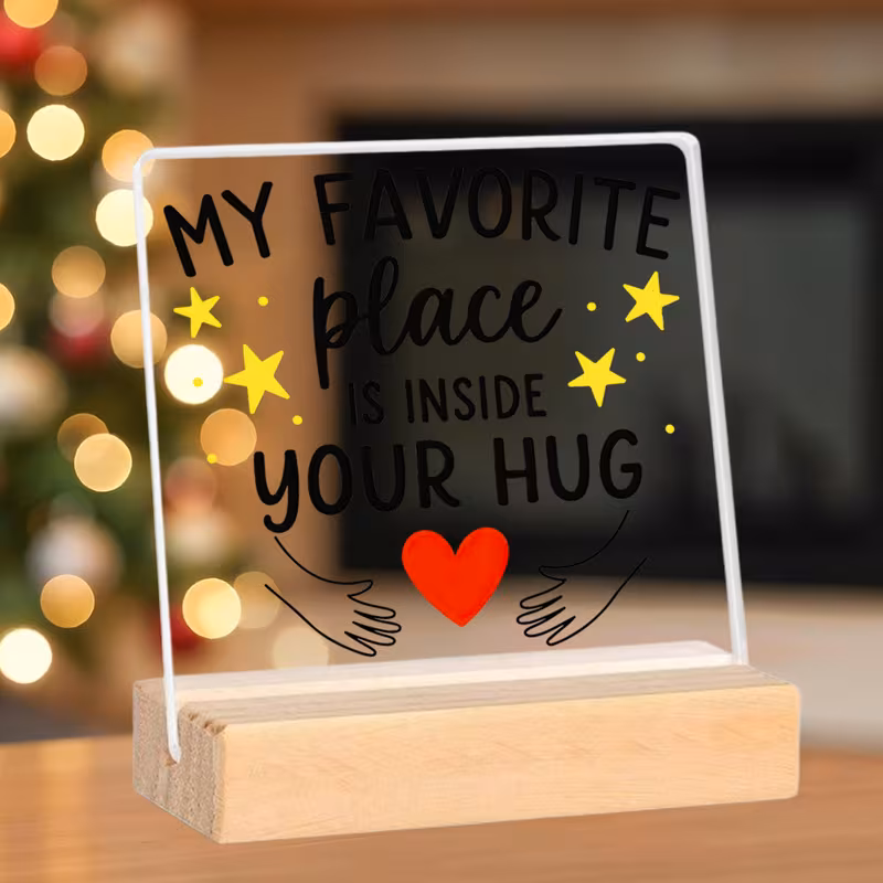 Acryltafel mit Botschaft „my favorite place“ auf Holzunterlage