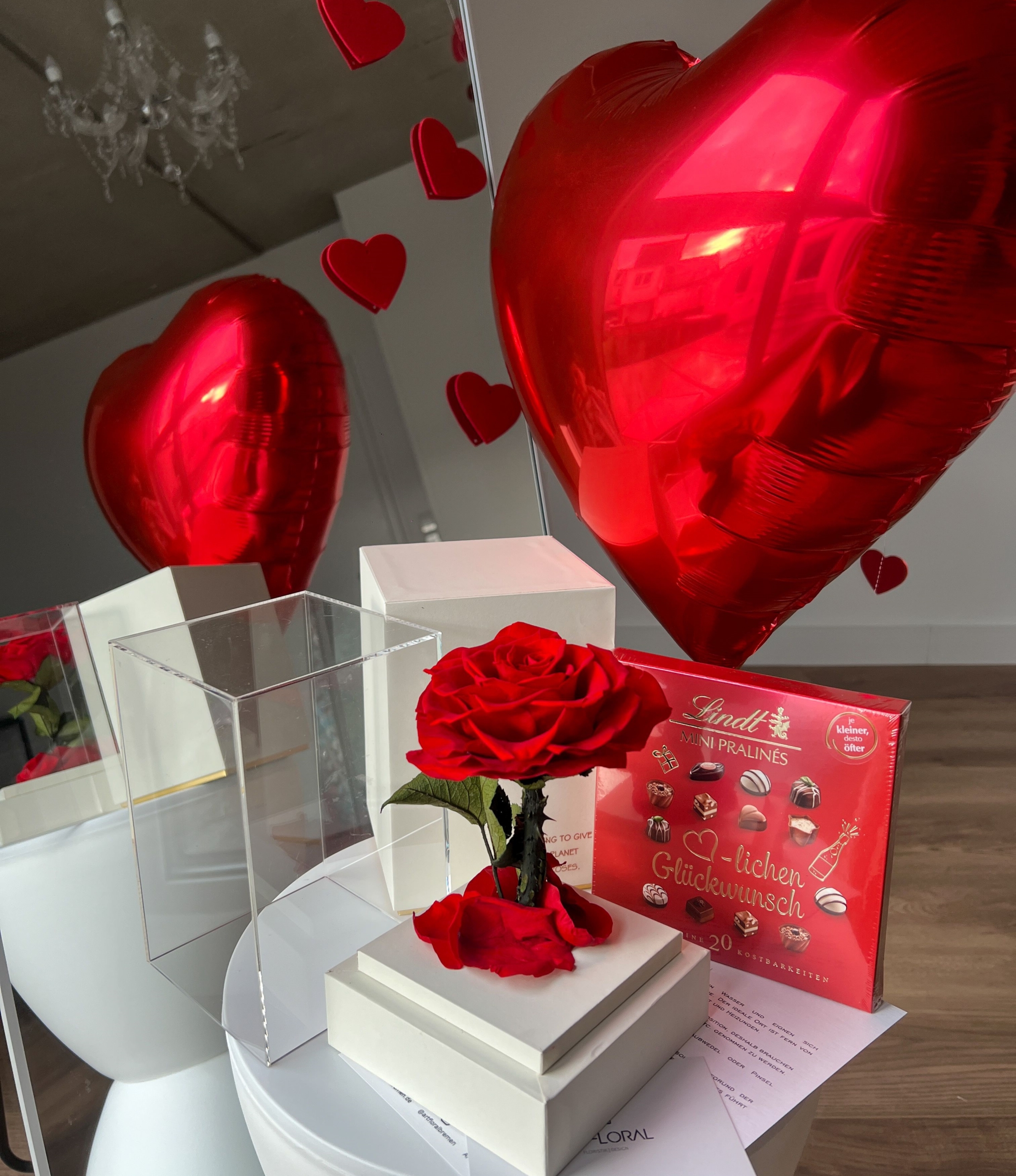 Geschenkset Sweet Love mit ewiger roter Herz-Roseм