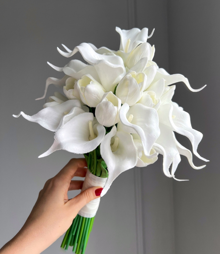 Kunstblumen Brautstrauß Tulpen Calla in Weiß