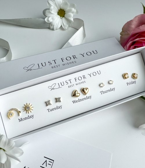 Ohrstecker Set Montag bis Freitag mit synthetischem Zirkonia