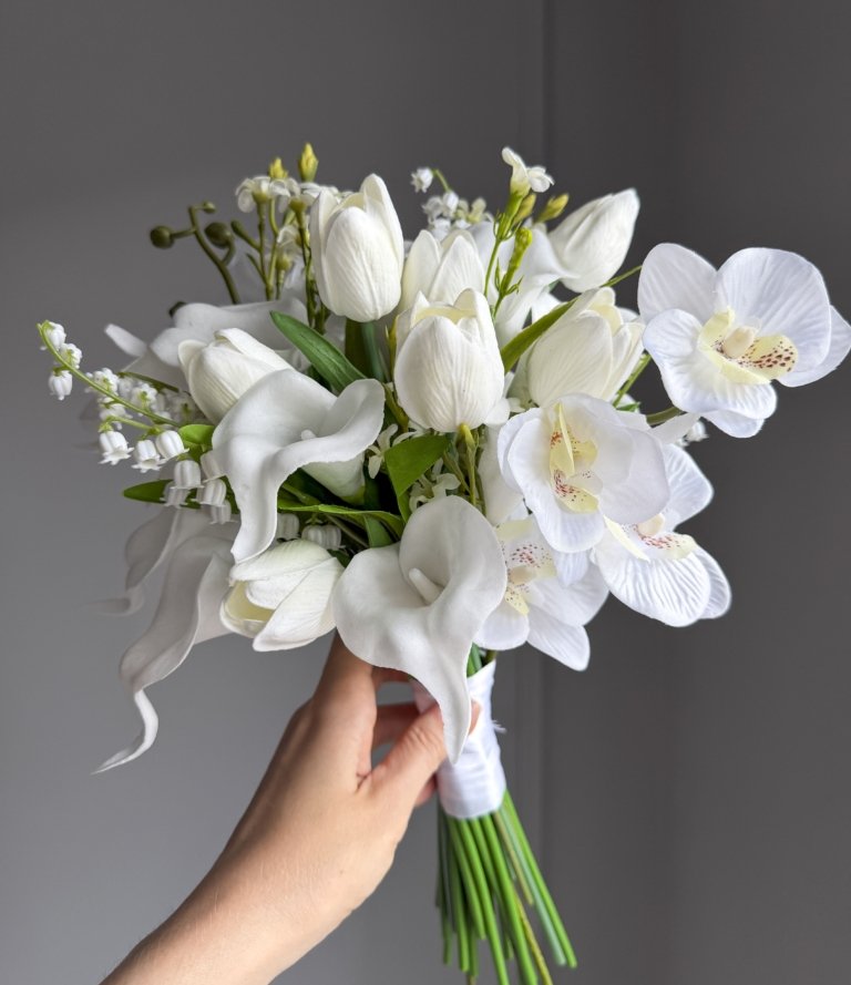 Kunstblumen Brautstrauß „Weiße Eleganz Hochzeit“ mit Calla und Orchideen