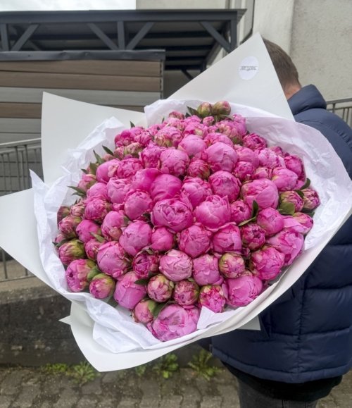 Blumenstrauß 100 Pink Pfingstrosen