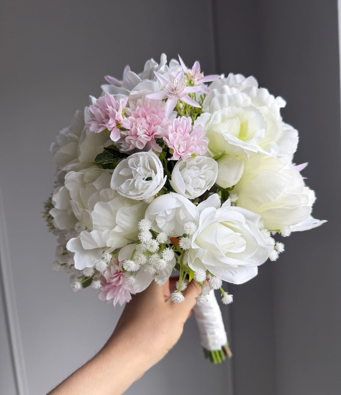 Kunstblumen Brautstrauß „Zarte Liebe“ Trend Hochzeit